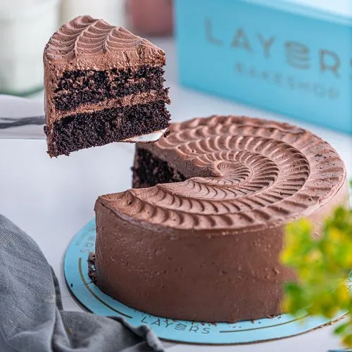 MILKY MALT CAKE BY LAYERS BAKESHOP