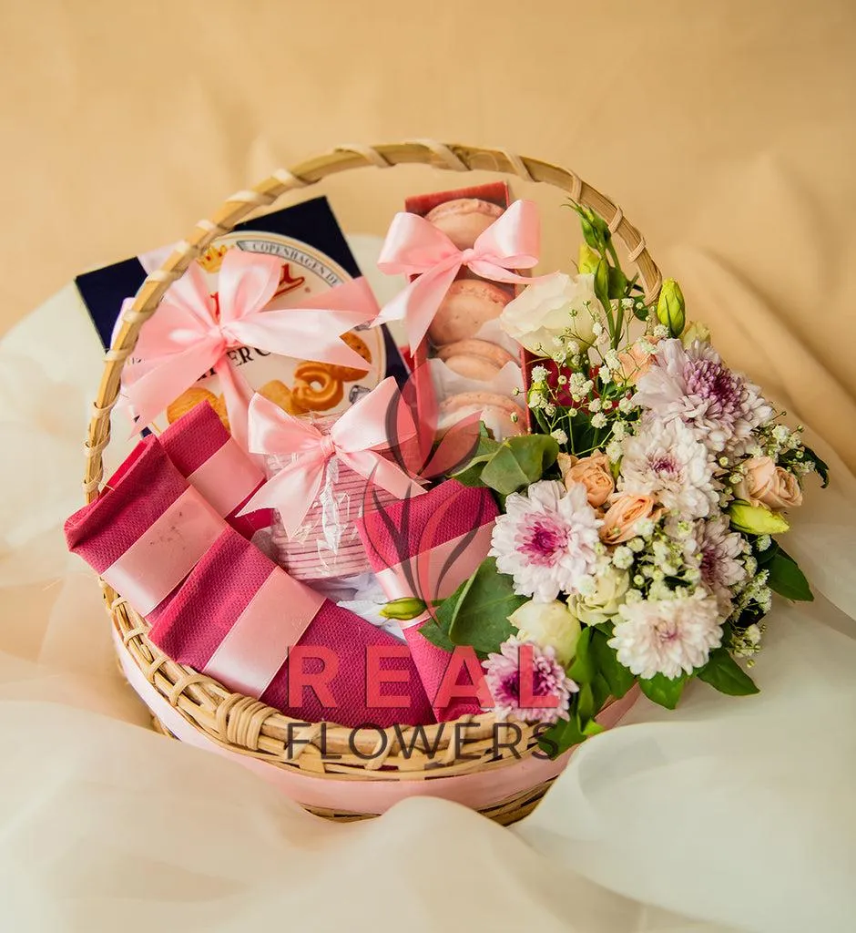 send gift to Pakistan from UK